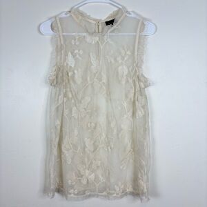 Who What Wear Cream Lace Embroidered Sleeveless Top Medium